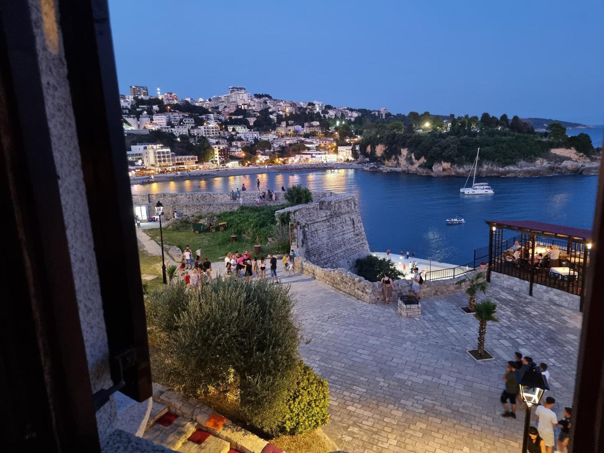 Kulla E Balshajve Hotel Ulcinj Luaran gambar