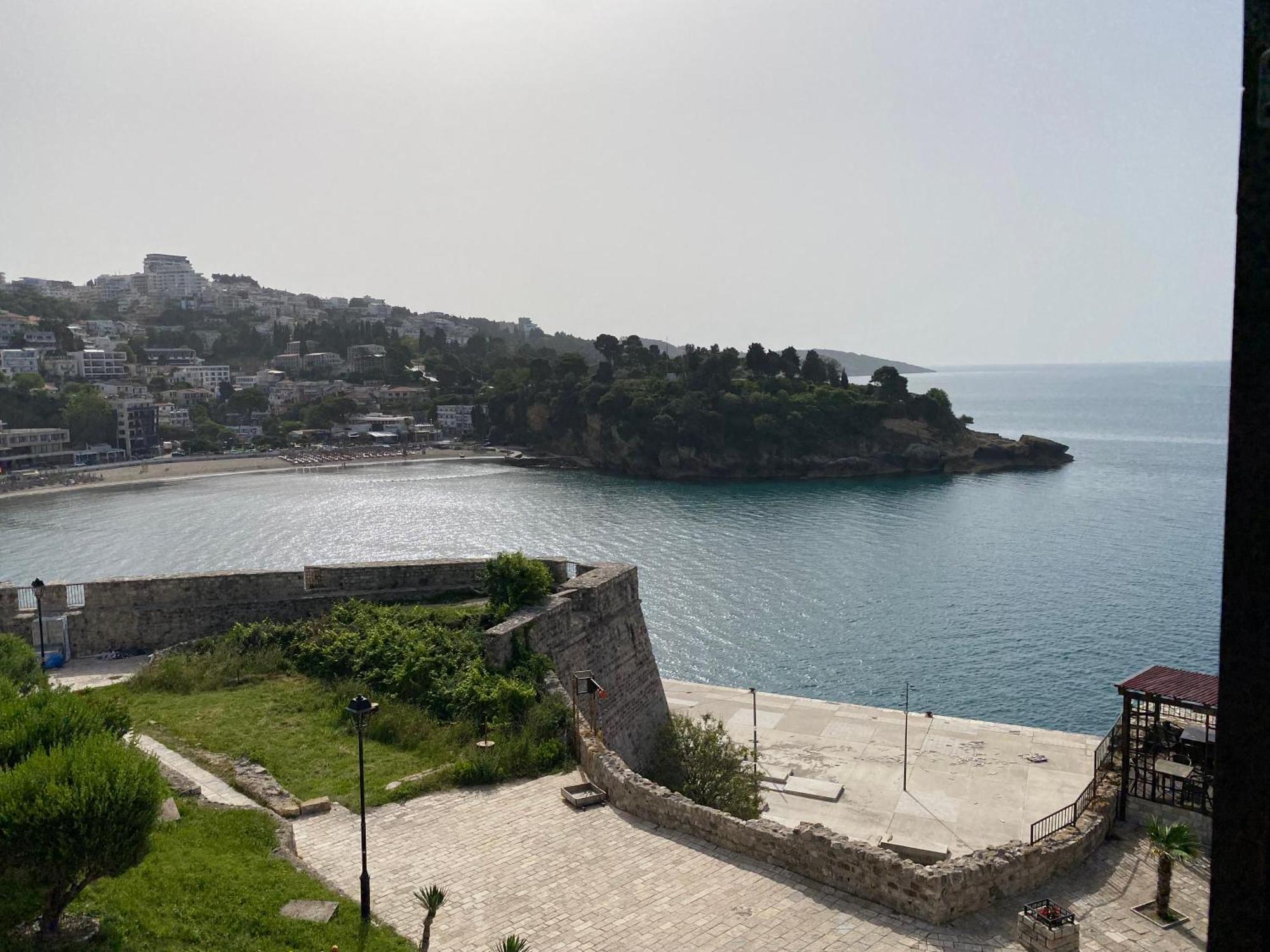 Kulla E Balshajve Hotel Ulcinj Luaran gambar