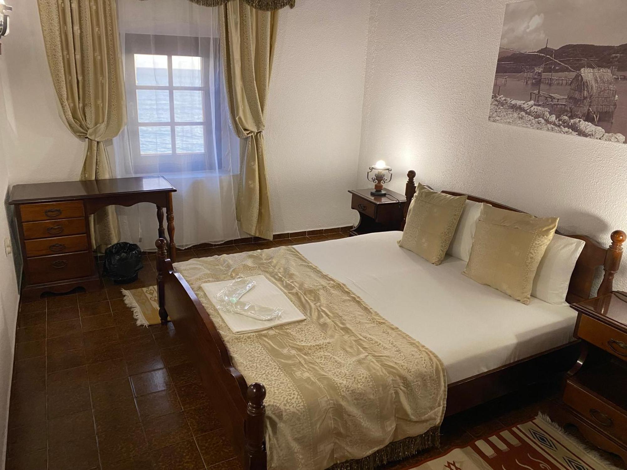 Kulla E Balshajve Hotel Ulcinj Luaran gambar